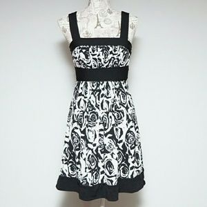 Black and white Love tease dress